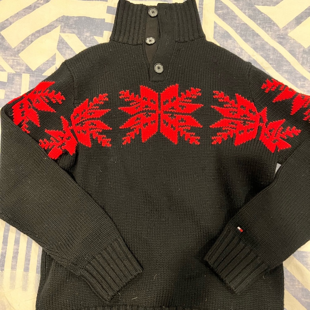 Tommy Hilfiger Snowflake Sweater - Size M